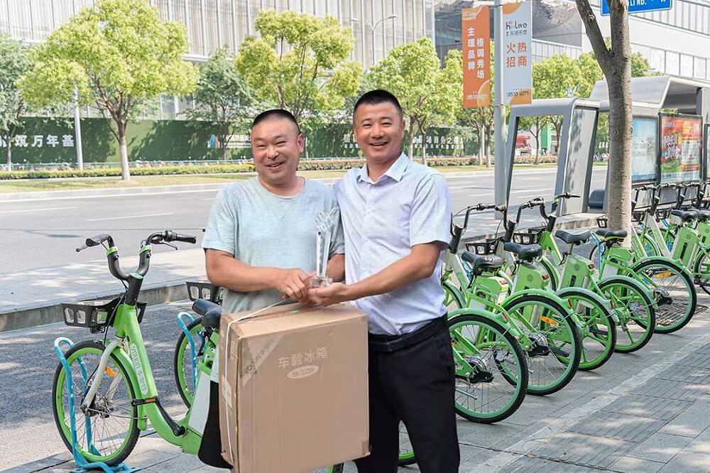 “騎行俠”兩個(gè)月義務(wù)整擺單車600輛獲獎(jiǎng)勵(lì)